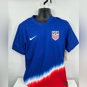 USA USMNT 2024 Nike Jersey Size Large NEW